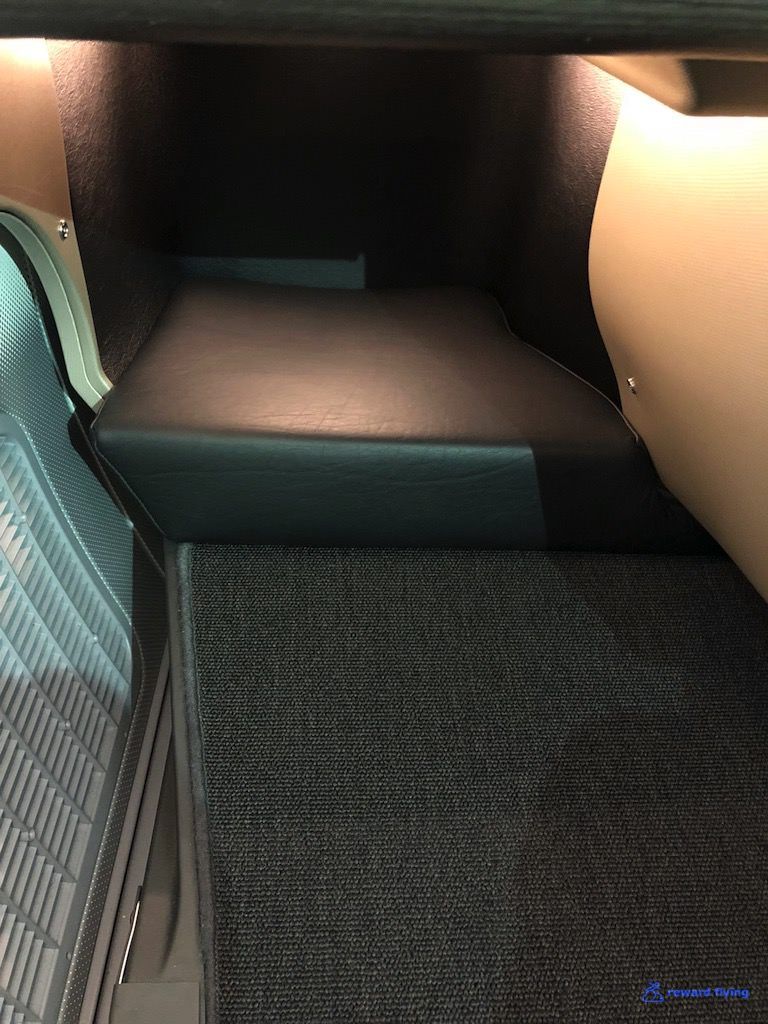 photo qf906 seat foot rest 2